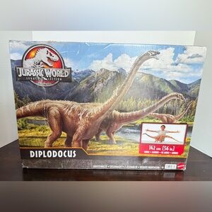 Jurassic World Legacy Collection Diplodocus Action Figure - Brown